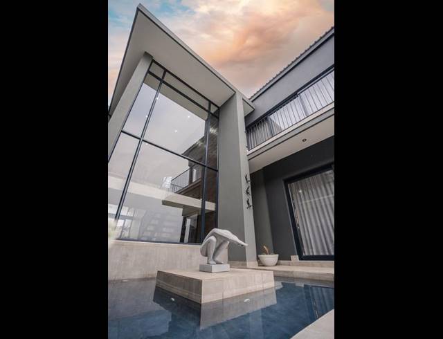 5 BEDROOM HOUSE FOR SALE IN MIDSTREAM RIDGE